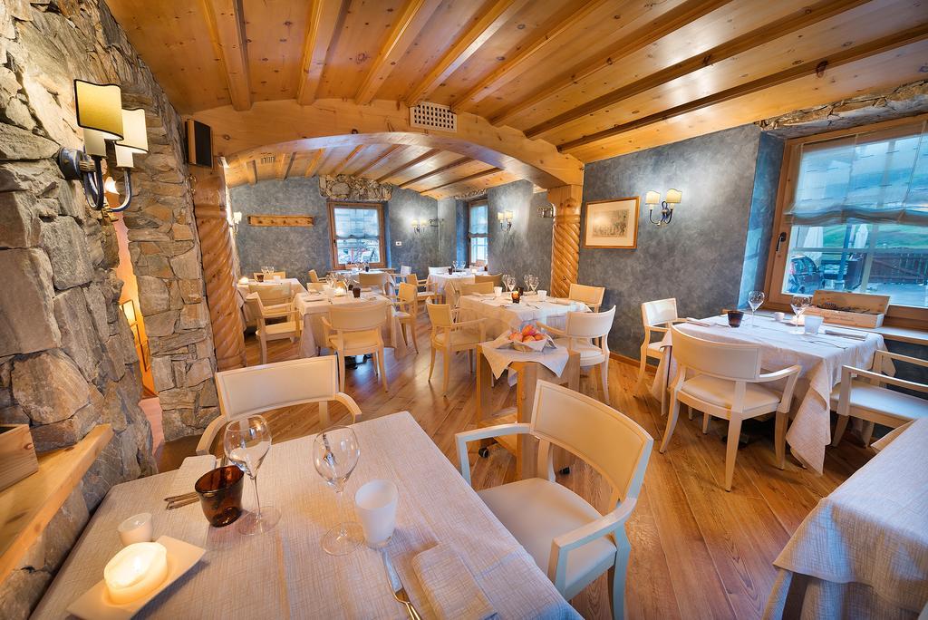 Hotel Astra Лівіньо Екстер'єр фото